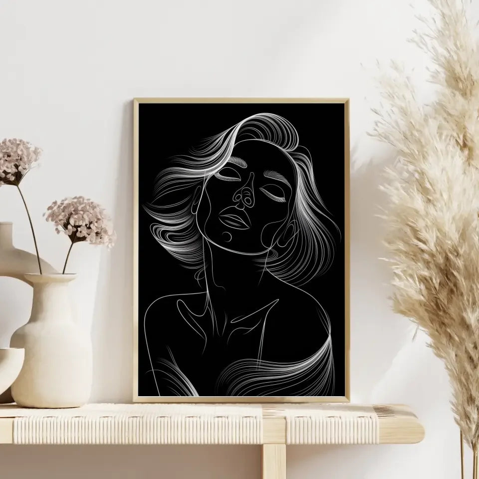 Monochromes Poster einer entspannten Frau im Kontrast Schwarz Weiß 4