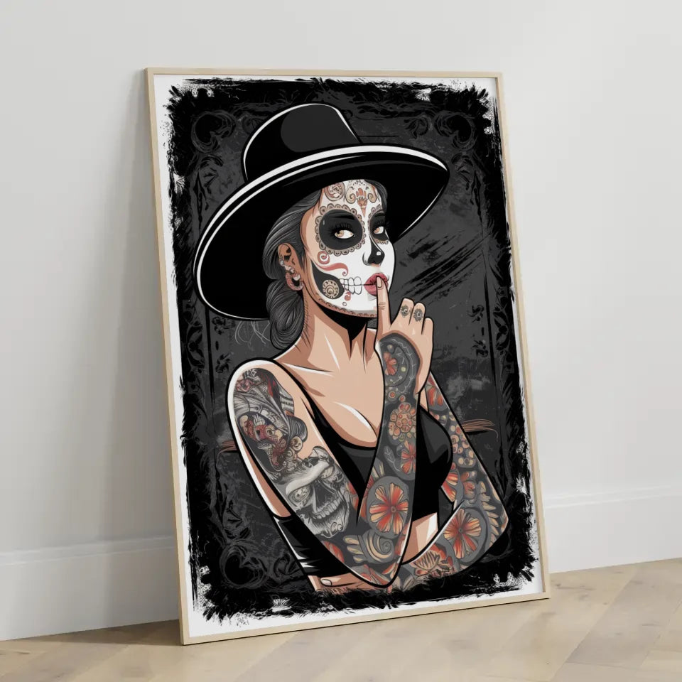 Chicano Stil Poster mit tätowierter Frau und Totenkopfdesign 3