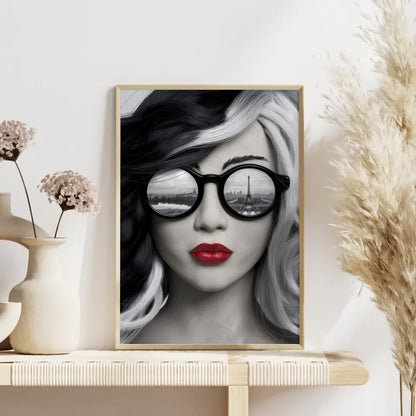 Minimalistisches Graffiti Poster einer Frau mit Brille 4