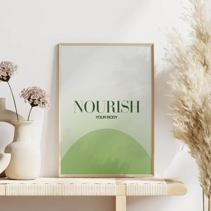 Minimalistisches Poster NOURISH mit grünem Hintergrund 4
