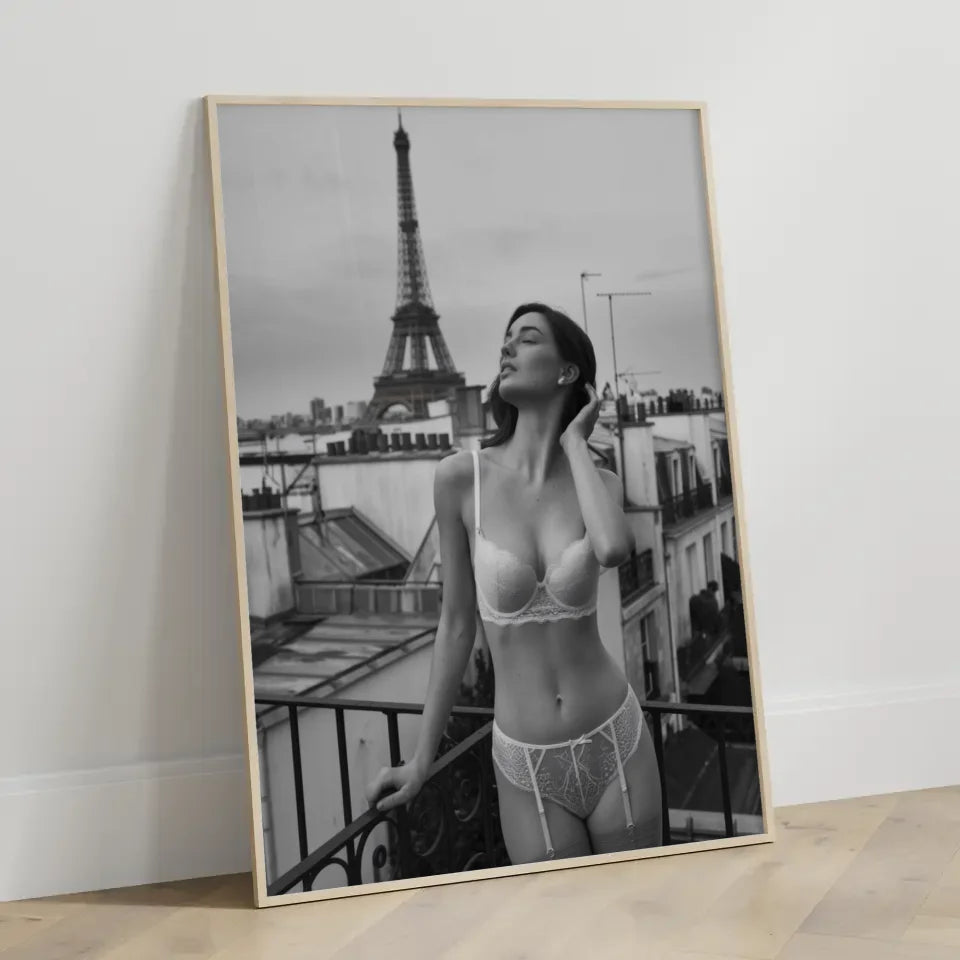 Poster Eiffelturm Frau in Dessous Paris 3