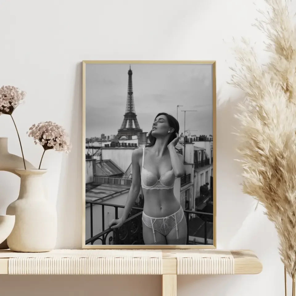 Poster Eiffelturm Frau in Dessous Paris 4