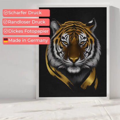 Künstlerischer Tiger Poster vor schwarzem Hintergrund