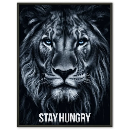 Majestätischer Löwen Poster mit intensiven blauen Augen und Botschaft