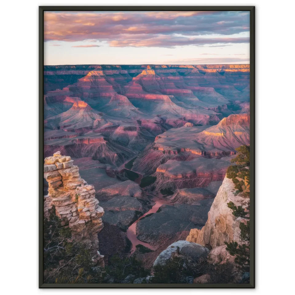 Abstrakte Boho Poster mit skandinavischer Vasenillustration