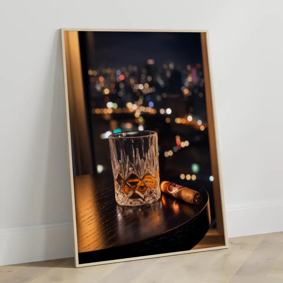 Luxuriöser Poster Whiskyglas mit Zigarre und Stadtlichtern 3