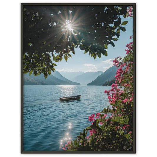 Ruhige Seeszene Poster mit Boot und Bergen für entspannte Wohnräume 1