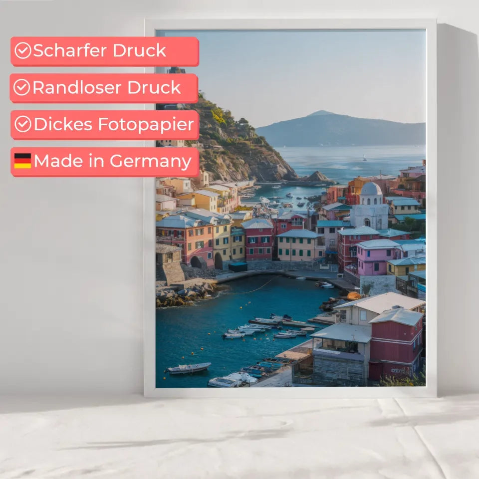 Farbenfrohe Küstenstadt Poster für Ihre Wanddekoration 6