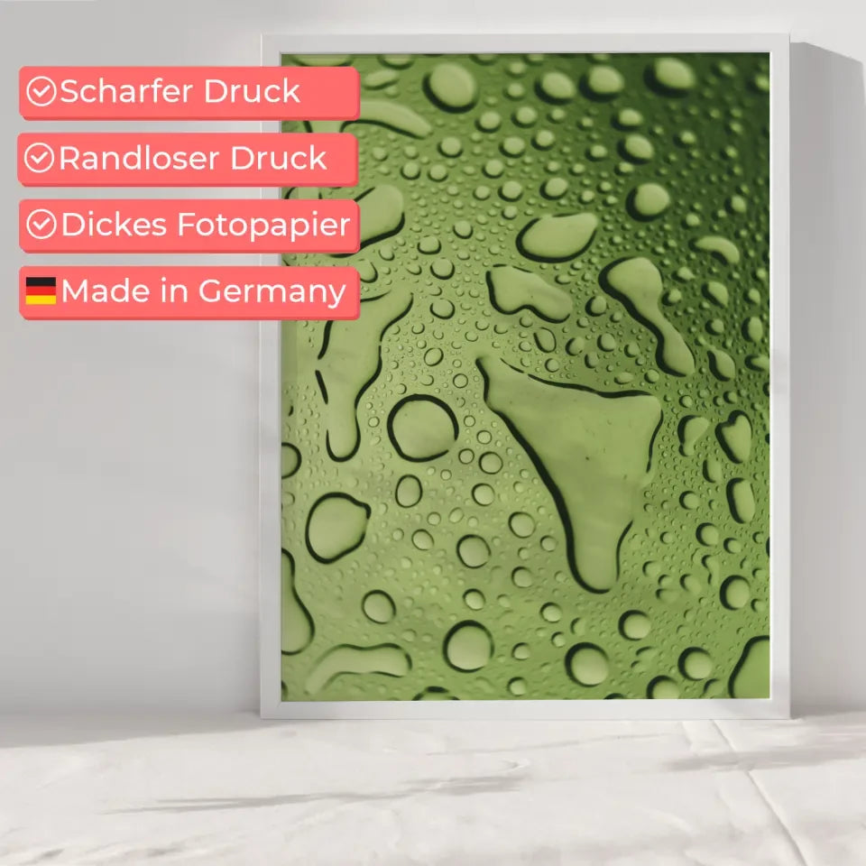 Glänzender Grünton Poster mit Wassertropfen auf glatter Oberfläche 6