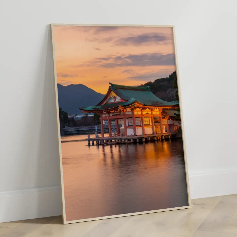 Poster Itsukushima-Schrein Japan Panorama Bild zur Golden Hour 3