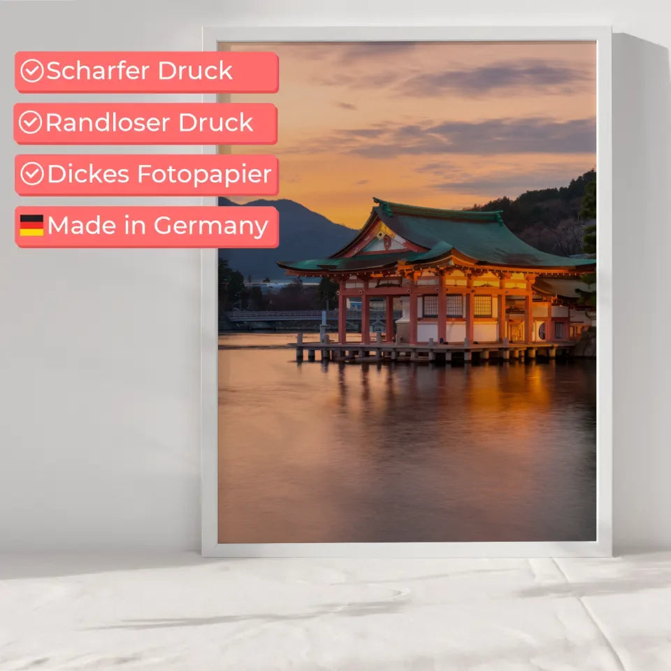 Poster Itsukushima-Schrein Japan Panorama Bild zur Golden Hour 6