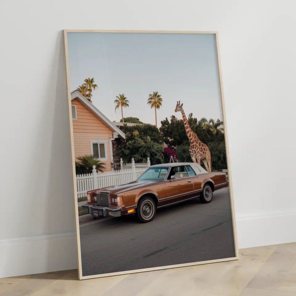 Oldtimer Poster mit Giraffe und Palmenmotiv 3