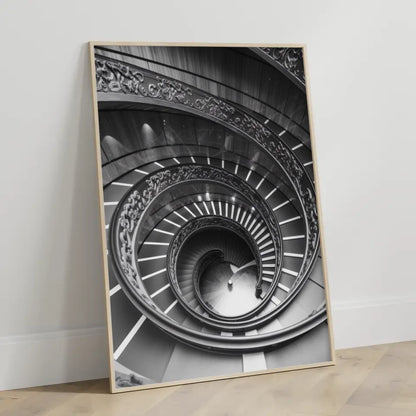 Eleganter Poster mit Wendeltreppe und Blumenmuster 3