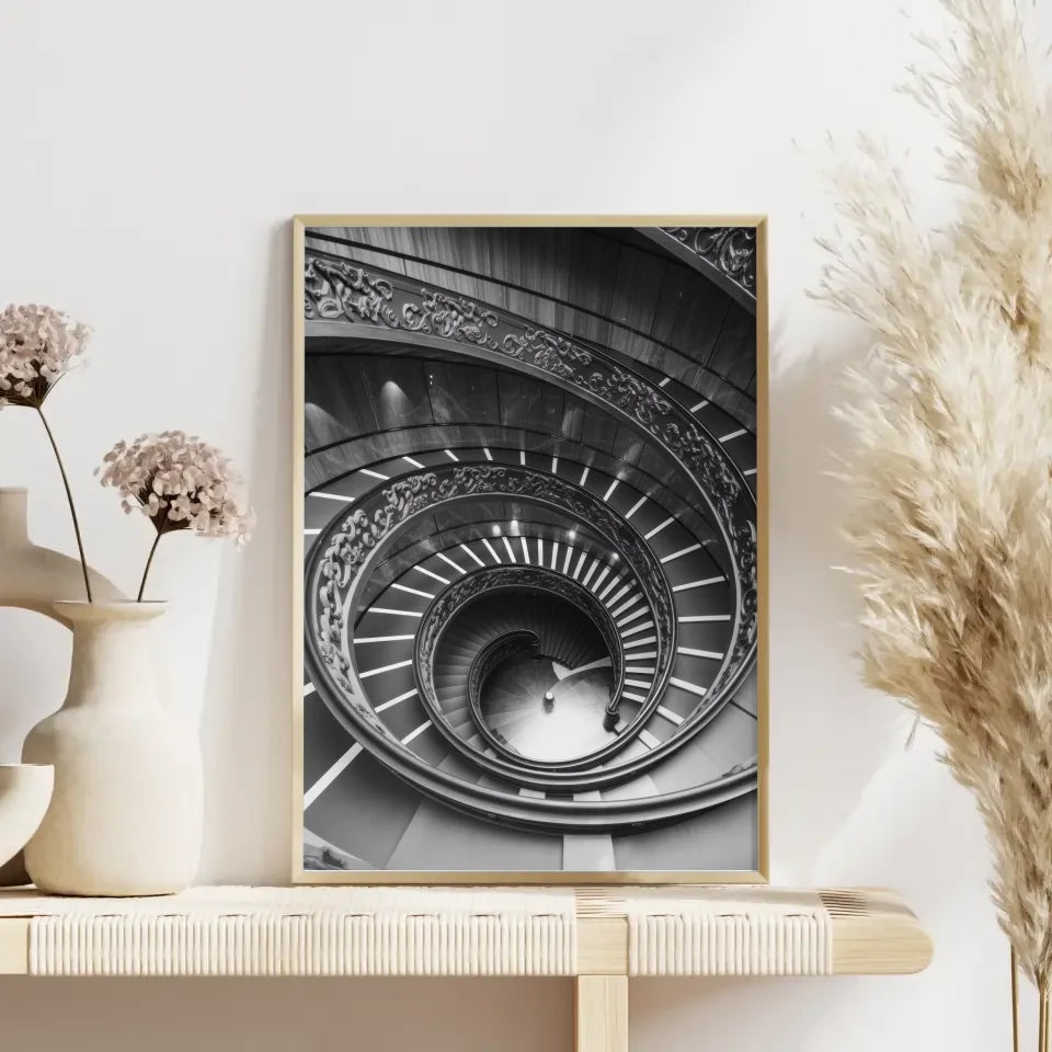 Eleganter Poster mit Wendeltreppe und Blumenmuster 4