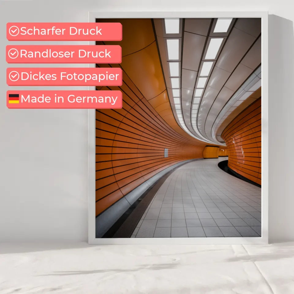 Moderne U-Bahn Station Poster in kräftigen Farben 6