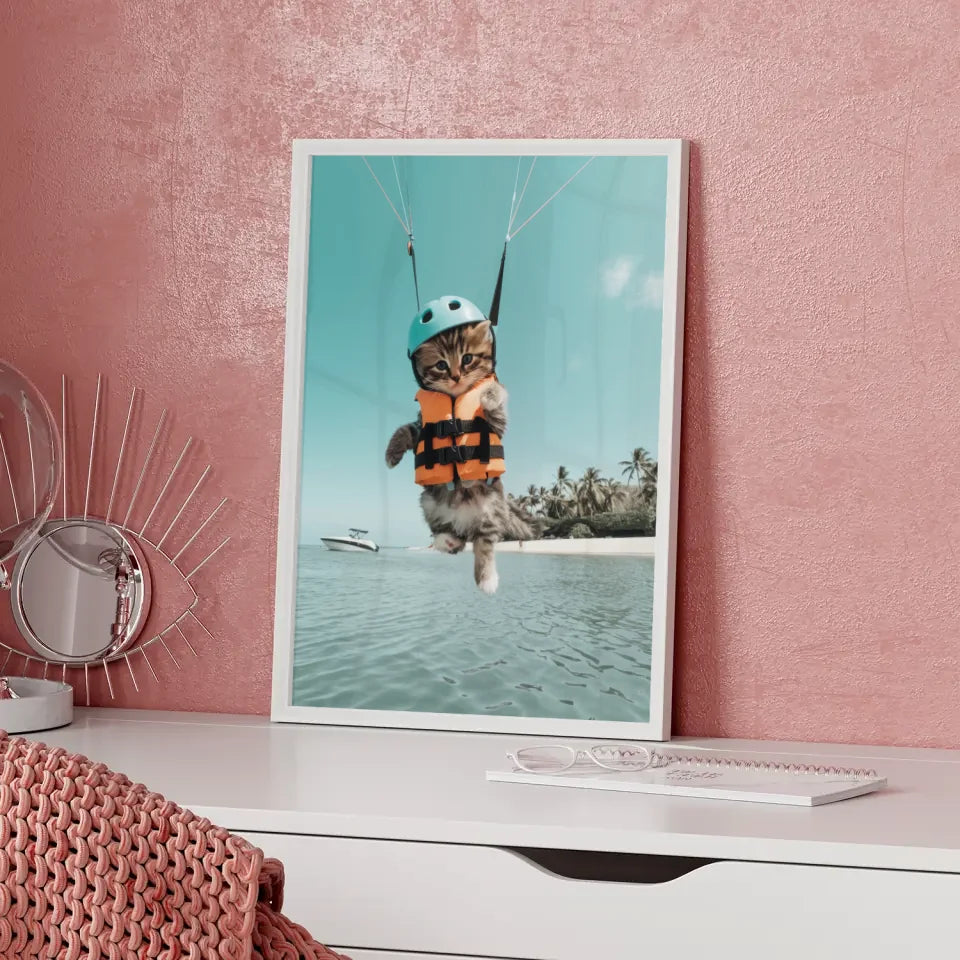 Poster mit Kätzchen im Parasailing am Strand