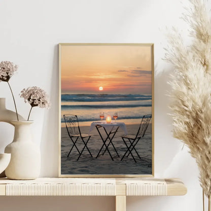 Eleganter Poster mit Champagnergläsern und Spritzmuster für Genuss 4