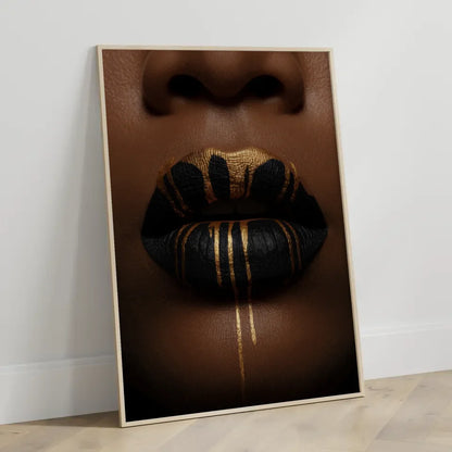 Poster goldene Tropfen auf schwarzen Lippen Kunst