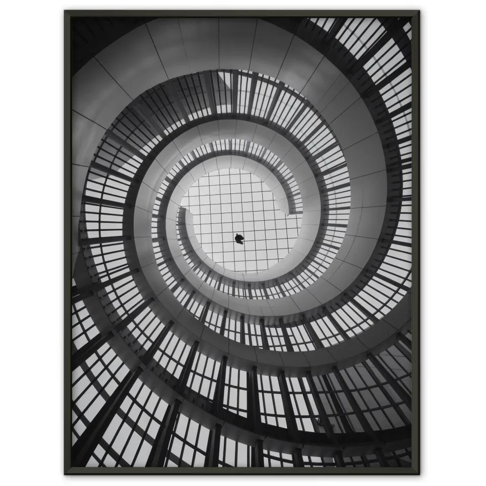 Poster faszinierender Architektur in Schwarzweiß Spirale 1
