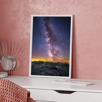 Atemberaubender Nachthimmel Poster mit Milchstraße und Bergketten 5