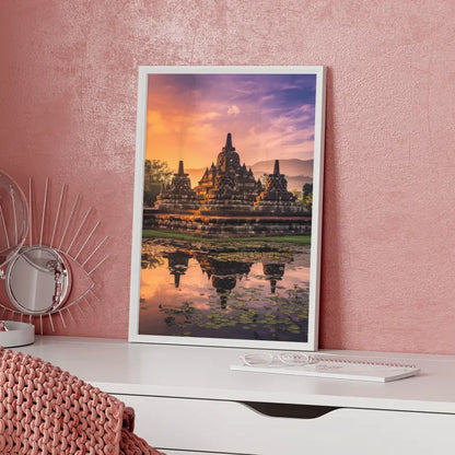 Abstraktes Boho-Tonvase-Poster für skandinavisches Wohnambiente mit indonesischem Flair