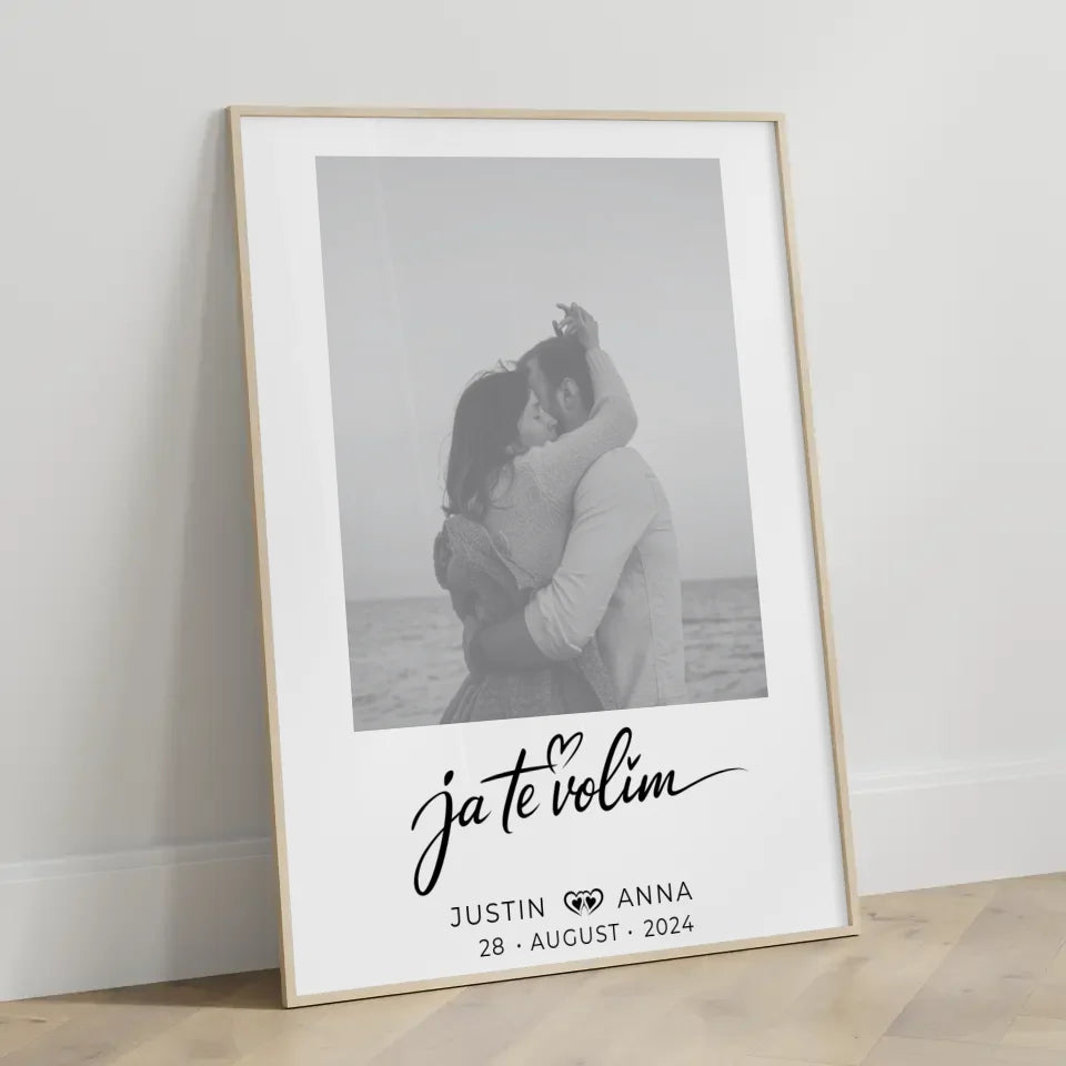 Personalisiertes Foto Poster Paare mit Namen Ja Te Volim Black & White