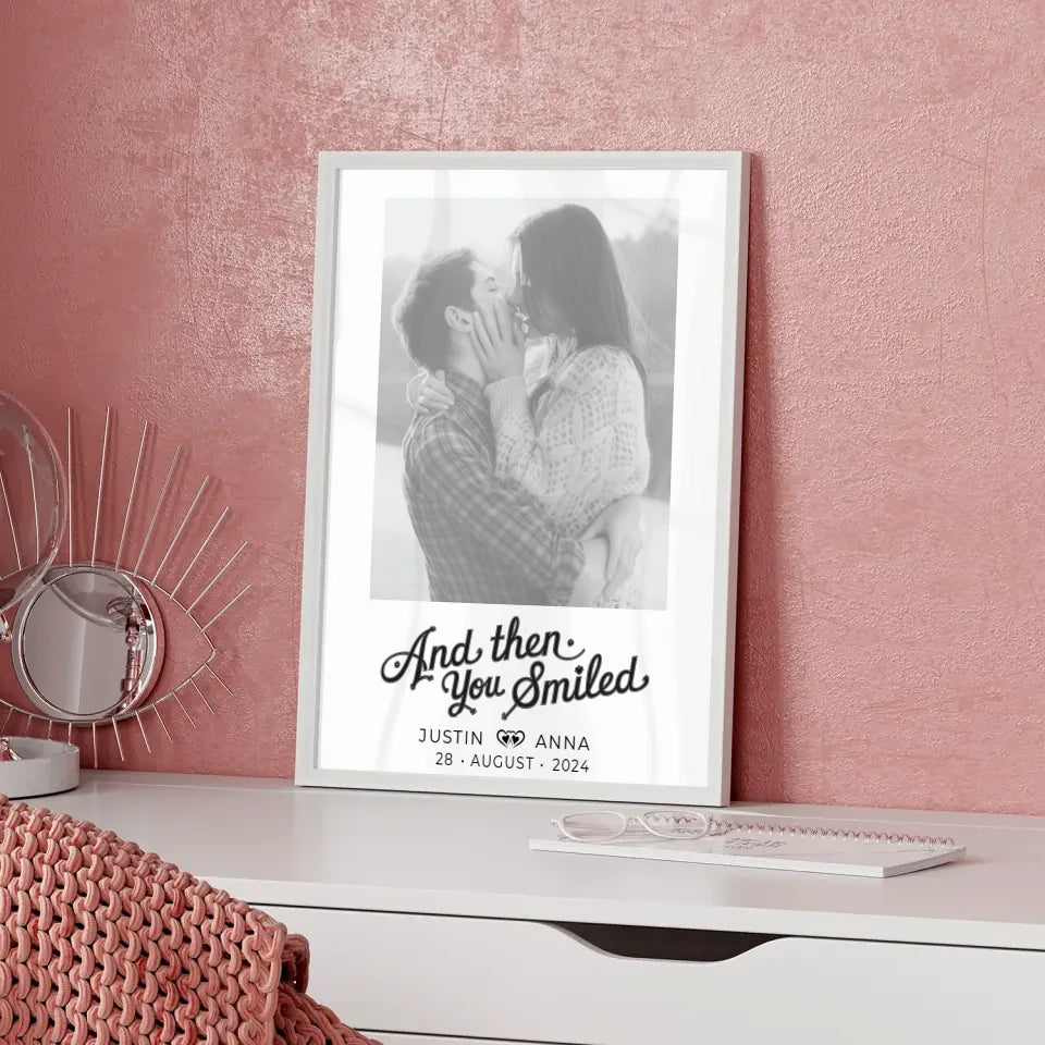 Personalisiertes Foto Poster Paare mit Namen And Then You Smiled