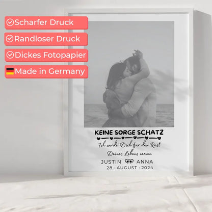 Personalisiertes Foto Poster Paare Mit Namen Keine Sorge Schatz Black & White