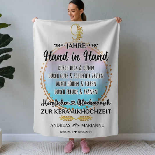 Personalisierte Decke Geschenk zur Keramikhochzeit 9 Hochzeitstag Hand in Hand 1