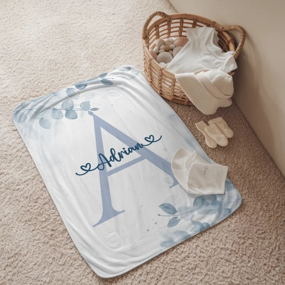 personalisierte decke buchstaben blau mit buchstabe a fur jungen 2