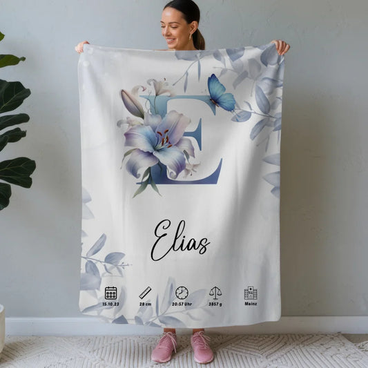 Personalisierte Decke mit Anfangsbuchstaben E Eucalyptus Blau Geburt 1