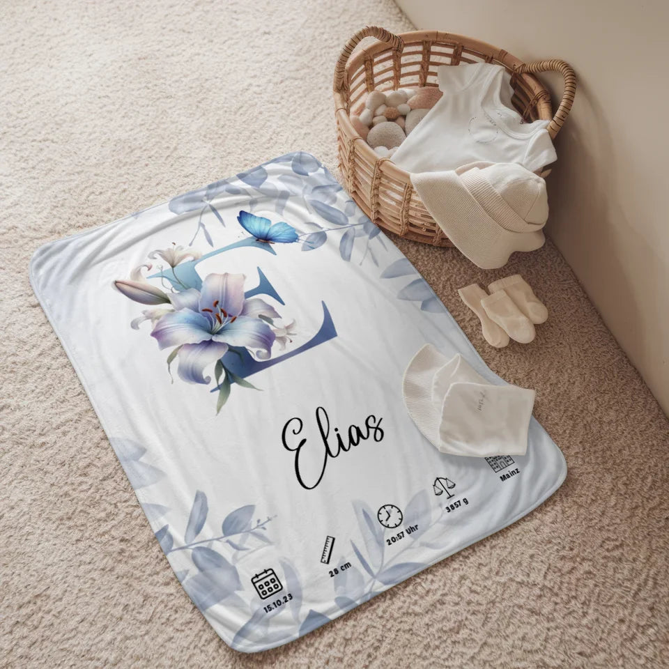 Personalisierte Decke mit Anfangsbuchstaben E Eucalyptus Blau Geburt 2