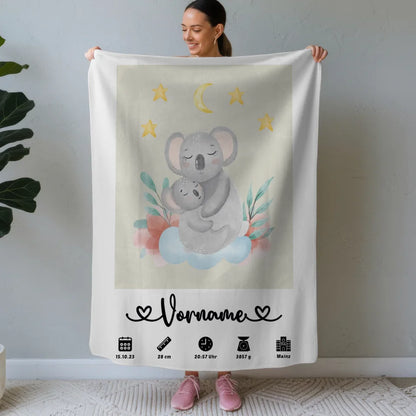 personalisierte decke geburt koala mama cremeweiss mit name Geburtsposter Vertikal Geburtsdaten Name Bild 1