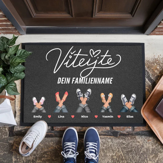 Individuelle Fußmatte mit Sneaker Cliparts Willkommen Vítejte Geschenke