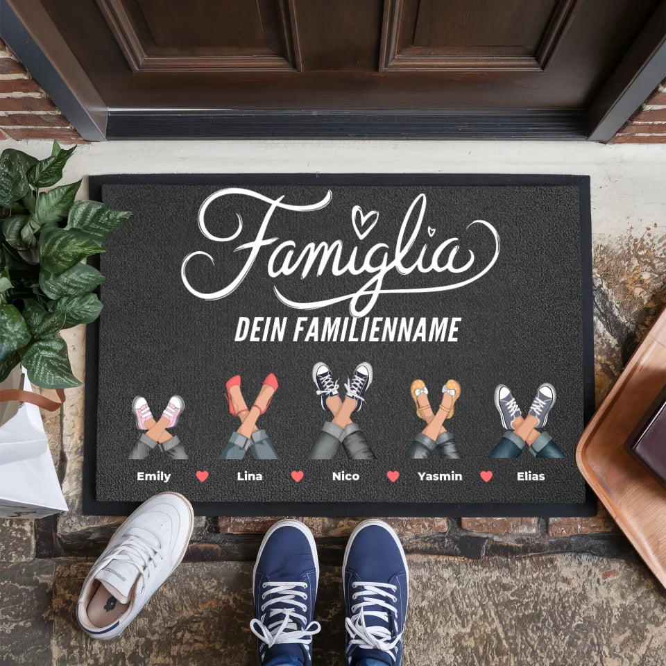 Personalisierte Fußmatte Familie auf Italienisch mit Sneaker Cliparts