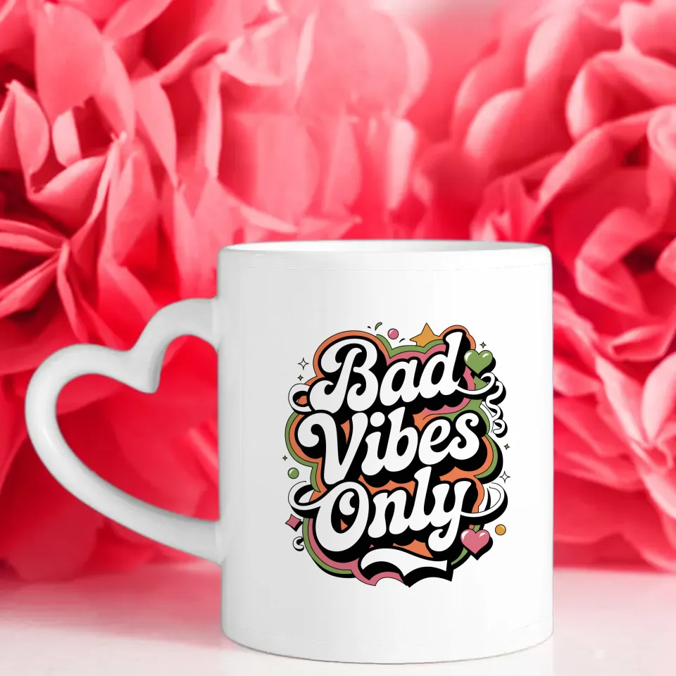 Lustige Tasse mit Bad Vibes Only Retro Spruch und Design