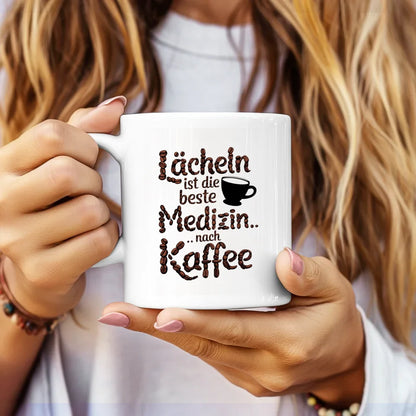 Kaffeetasse Spruchbild Lächeln ist die beste Medizin Lustig