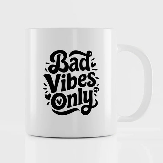 Lustige Sprüche Tasse Bad Vibes Only Vintage Design mit Herz und Totenkopf