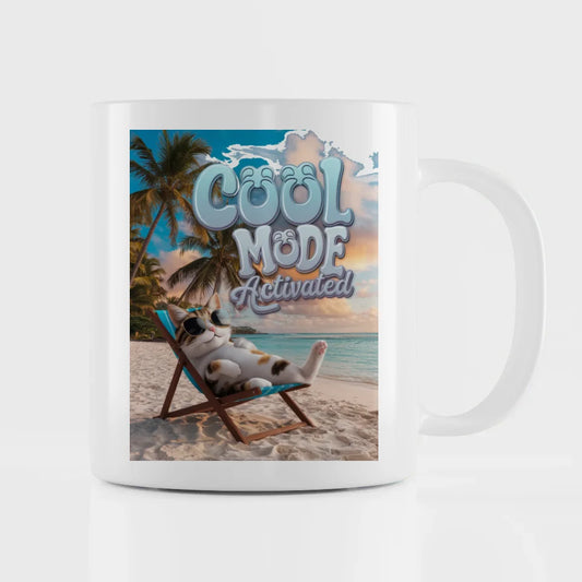 Tasse mit entspannter Katze im Strandkorb Design Tiere