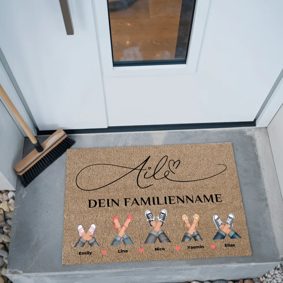Familien Fussmatte mit Namen Aile Braun Hell personalisiert 2