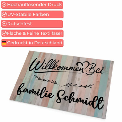 Personalisierte Familien Fußmatte mit Namen Holz Bunt Pastell Willkommen Bei 4