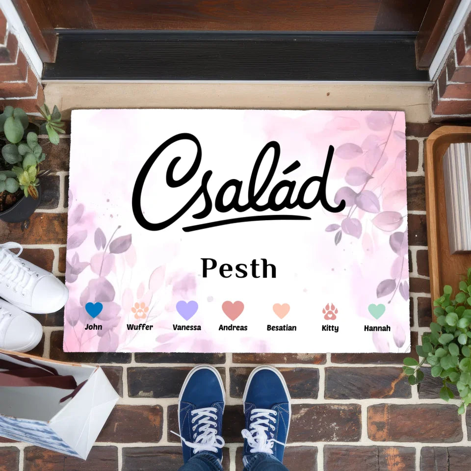 Personalisierte Familien Fußmatte mit Namen und Herzen Haustiere 1