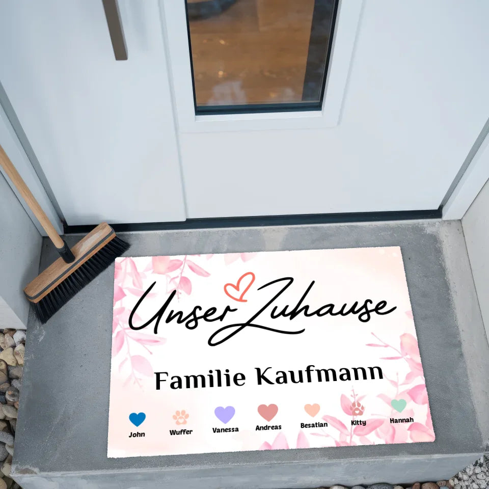 Personalisierte Fußmatte mit Namen Unser Zuhause mit Herzen Haustiere