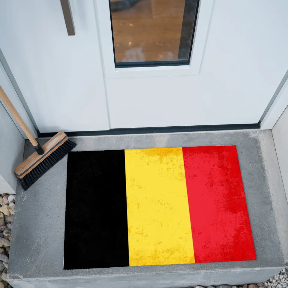 Personalisierte Fußmatte Belgien mit Länderflagge Wunschtext