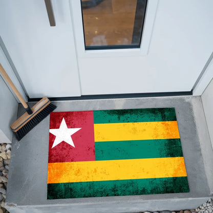 Personalisierte Fußmatte Togo mit Länderflagge und Wunschtext gestalten