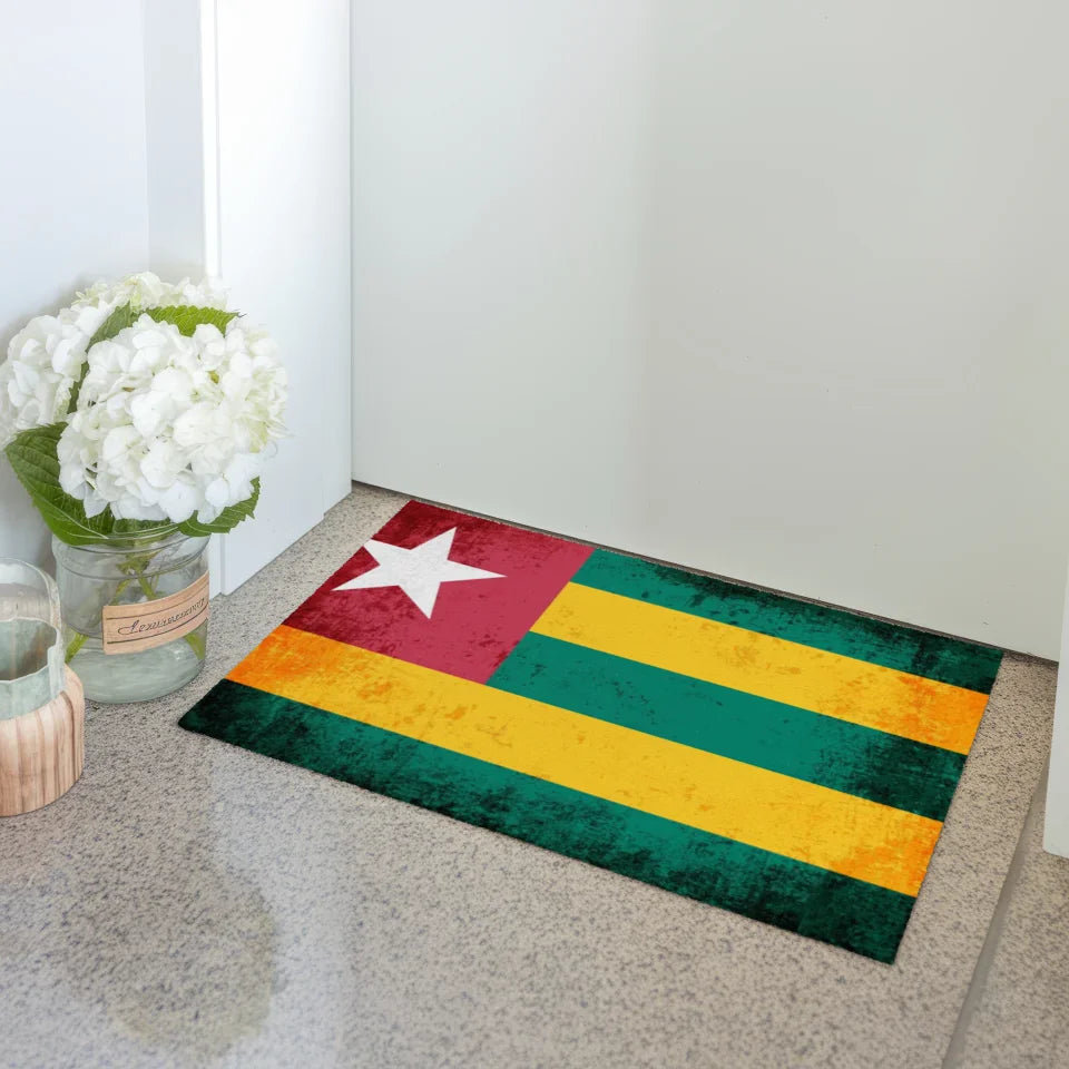 Personalisierte Fußmatte Togo mit Länderflagge und Wunschtext gestalten