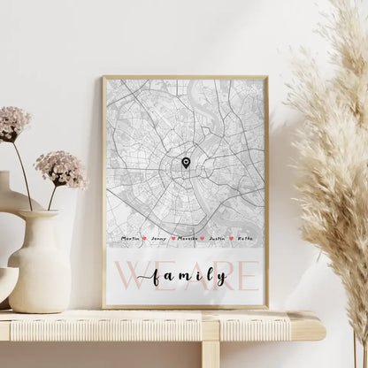 Personalisiertes Poster Familie Stadtkarte We Are Family mit Nachname