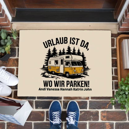 Familien Fußmatte mit Namen Urlaub Ist Da Wo Wir Parken Design