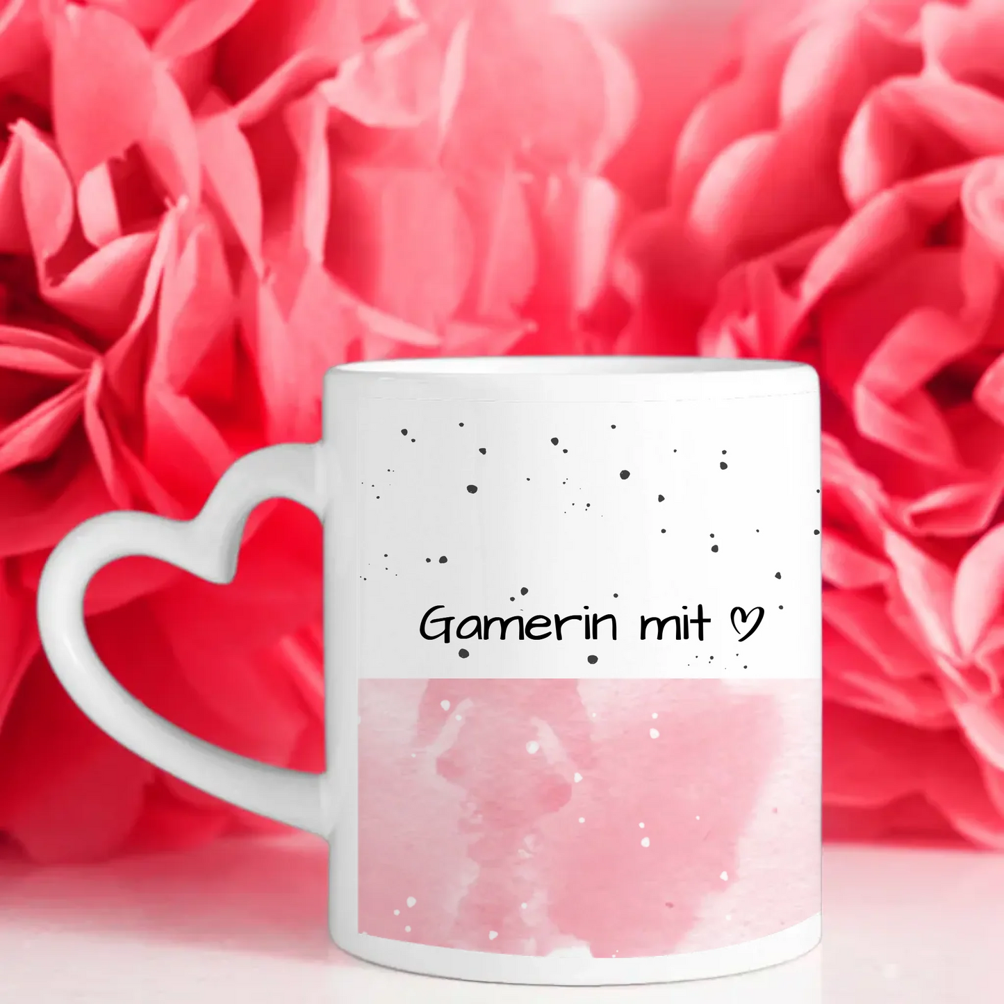 Personalisierte Tasse Gamerin mit Herz Geschenk für Zocker