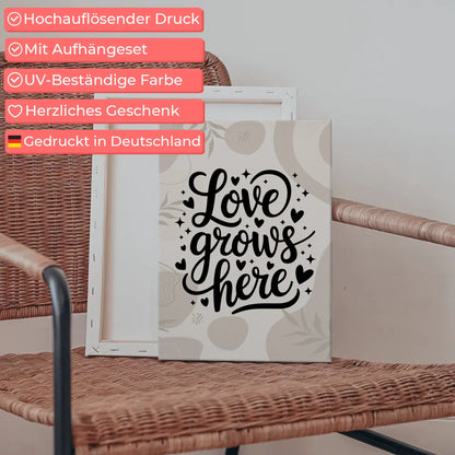 Leinwand Mit Spruch Love grows here für persönliche Geschenke
